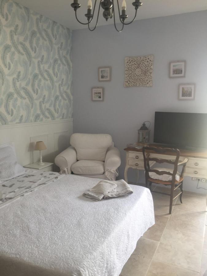 Les Olivades Bed & Breakfast Magalas ภายนอก รูปภาพ