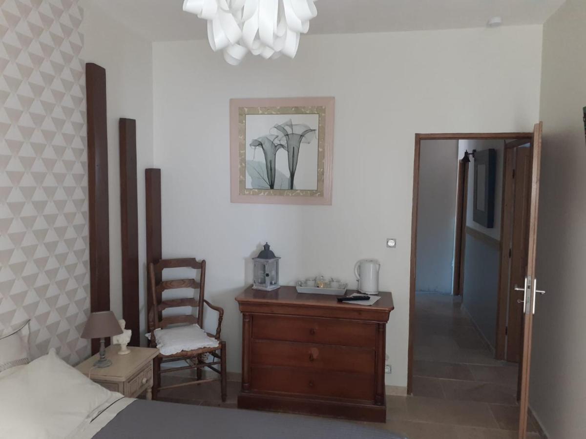 Les Olivades Bed & Breakfast Magalas ภายนอก รูปภาพ