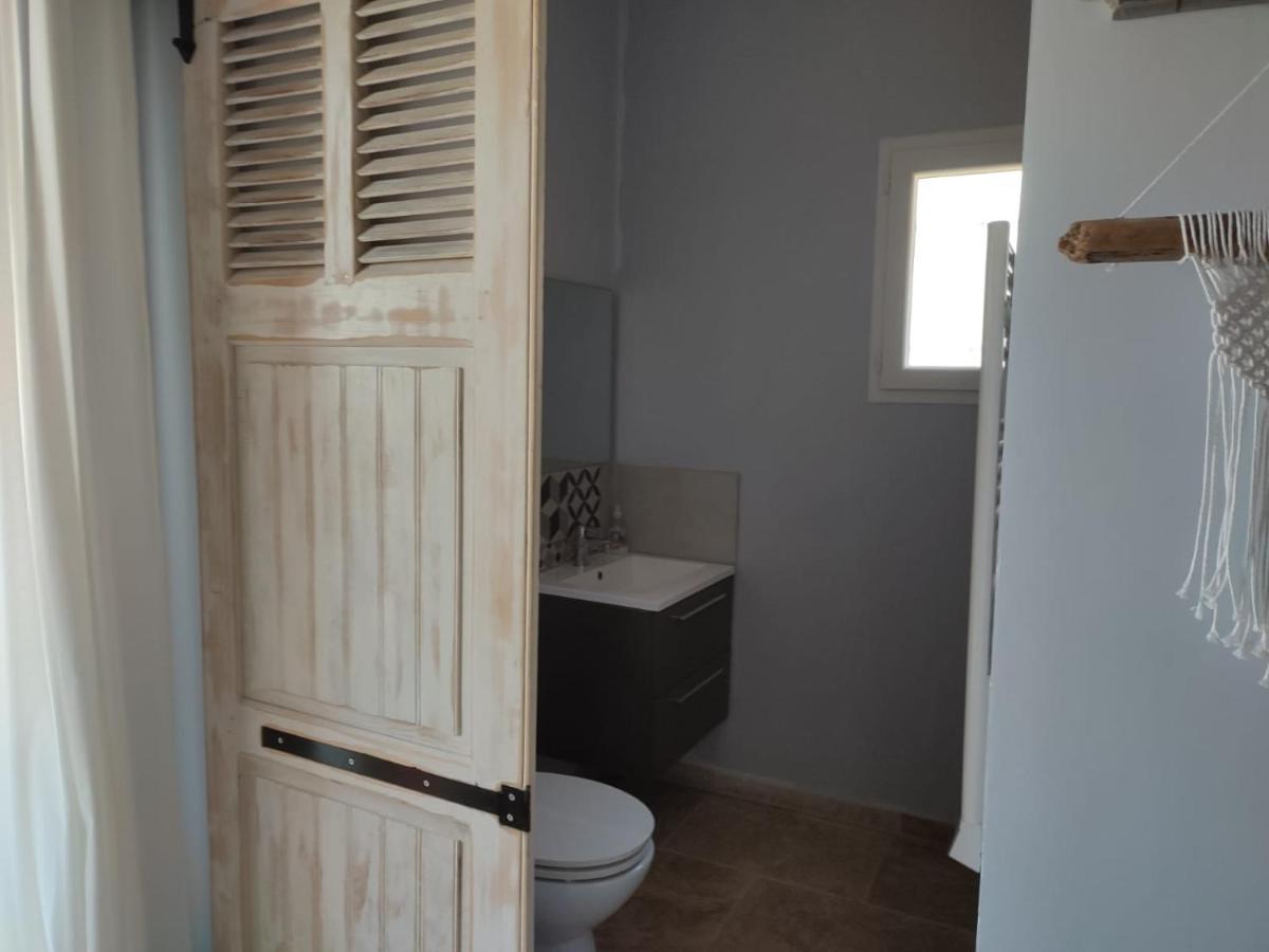 Les Olivades Bed & Breakfast Magalas ภายนอก รูปภาพ